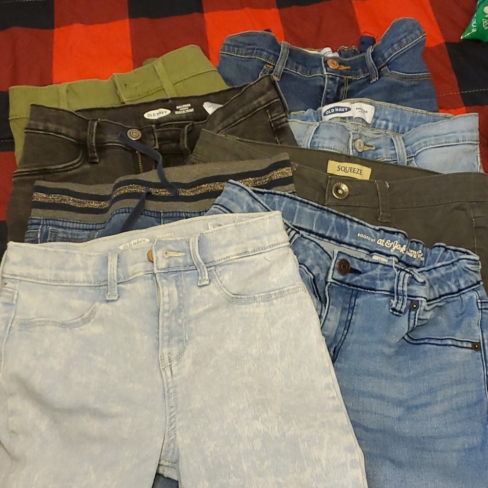 8 pair of Girls 12-14 jeans